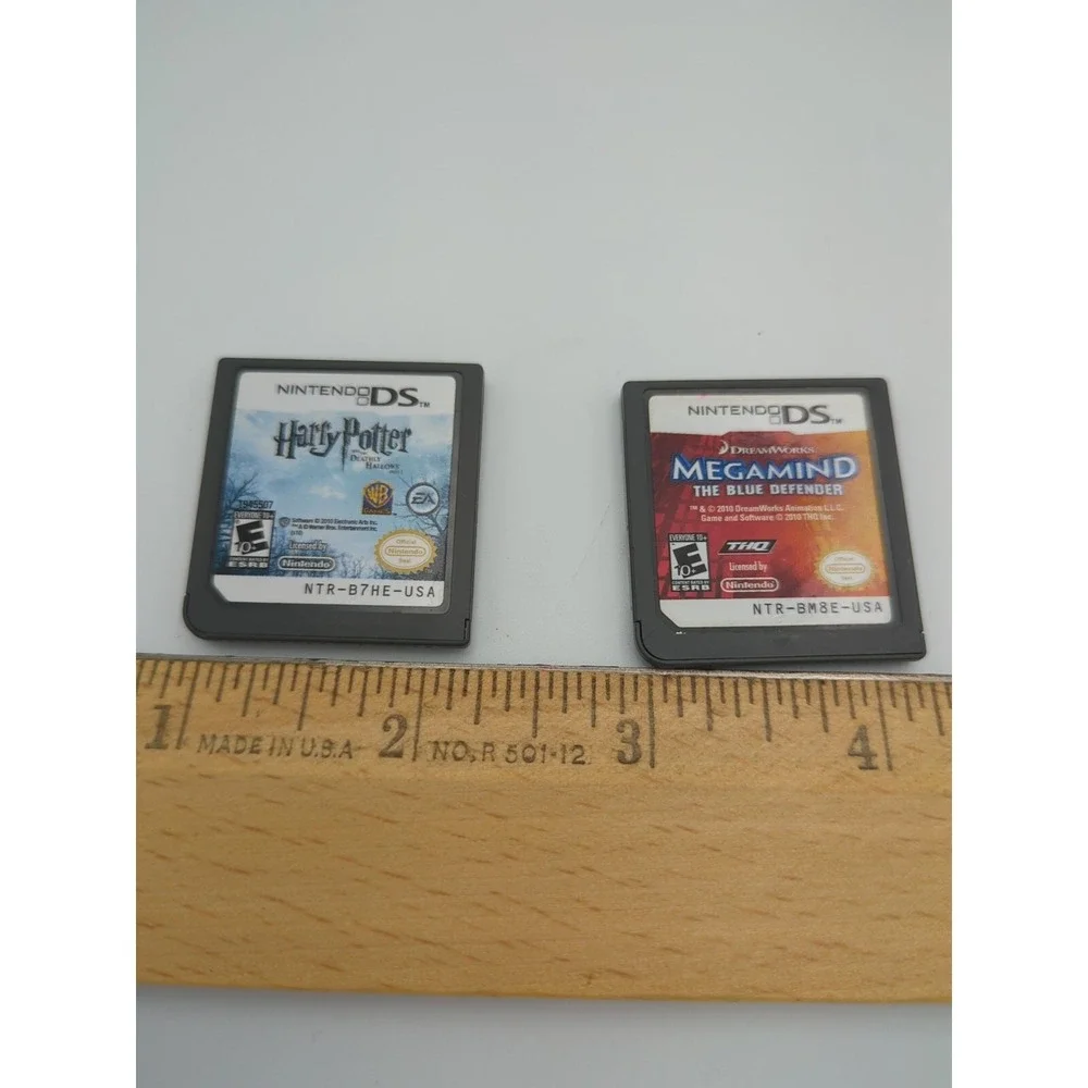 Harry Potter Deathly Hallows MEGAMIND Blue‎ Defender for Nintendo DS Lot of 2